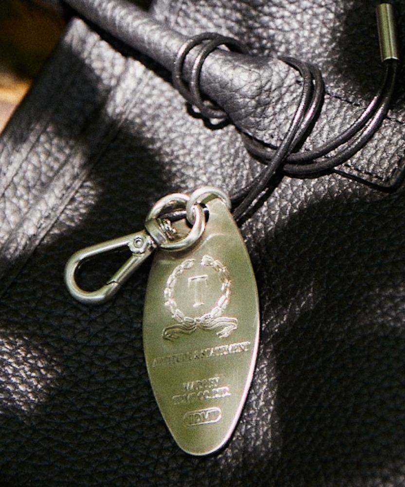 [김나영노필터 PICK] METAL KEY CHARM  2COL