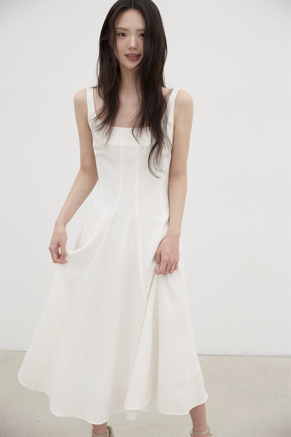 실피드 원피스 아이보리