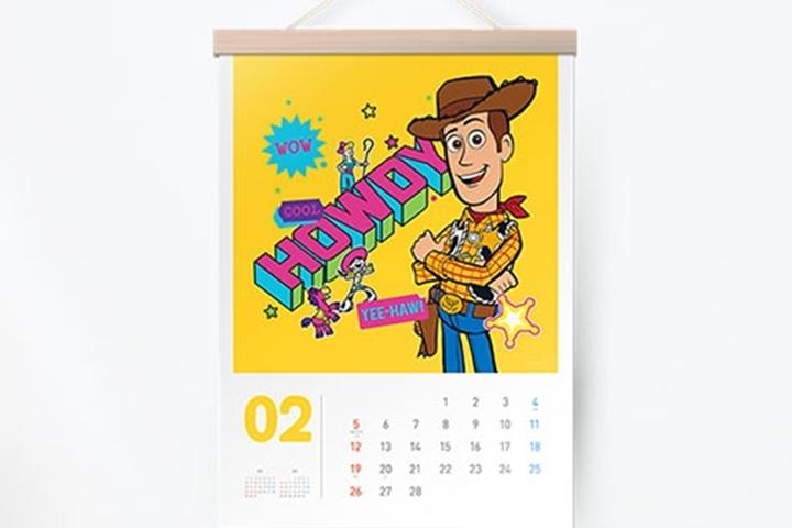2023 디즈니 픽사 토이스토리 벽걸이 달력 우드 행잉 일러스트 월 캘린더