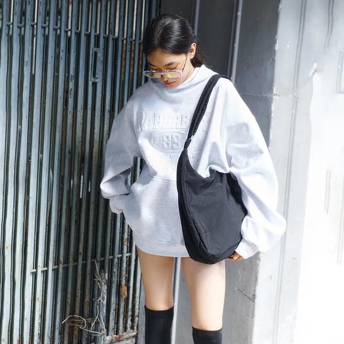 퀼팅 포켓 크로스백-블랙