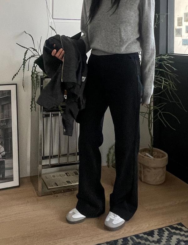 올드 블랙 부츠컷 팬츠