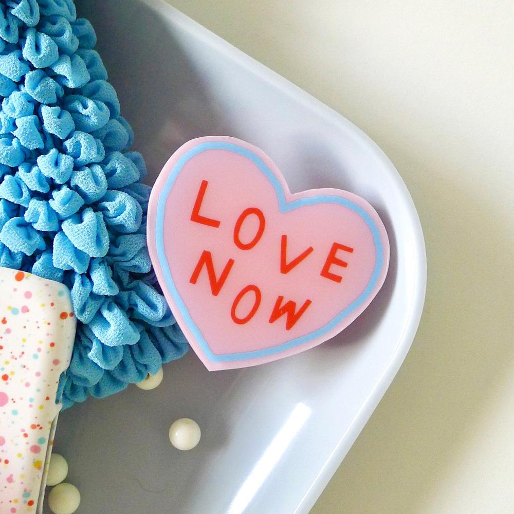 Love Now Magsafe Tok