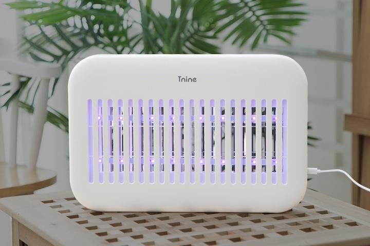 전격살충기 TN-M1000 모기 및 해충박멸 / USB타입 / UV LED / 벽걸이스탠딩