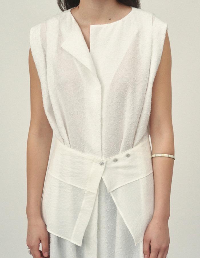 osthe) LAYER BELT SKIRT (IVORY)