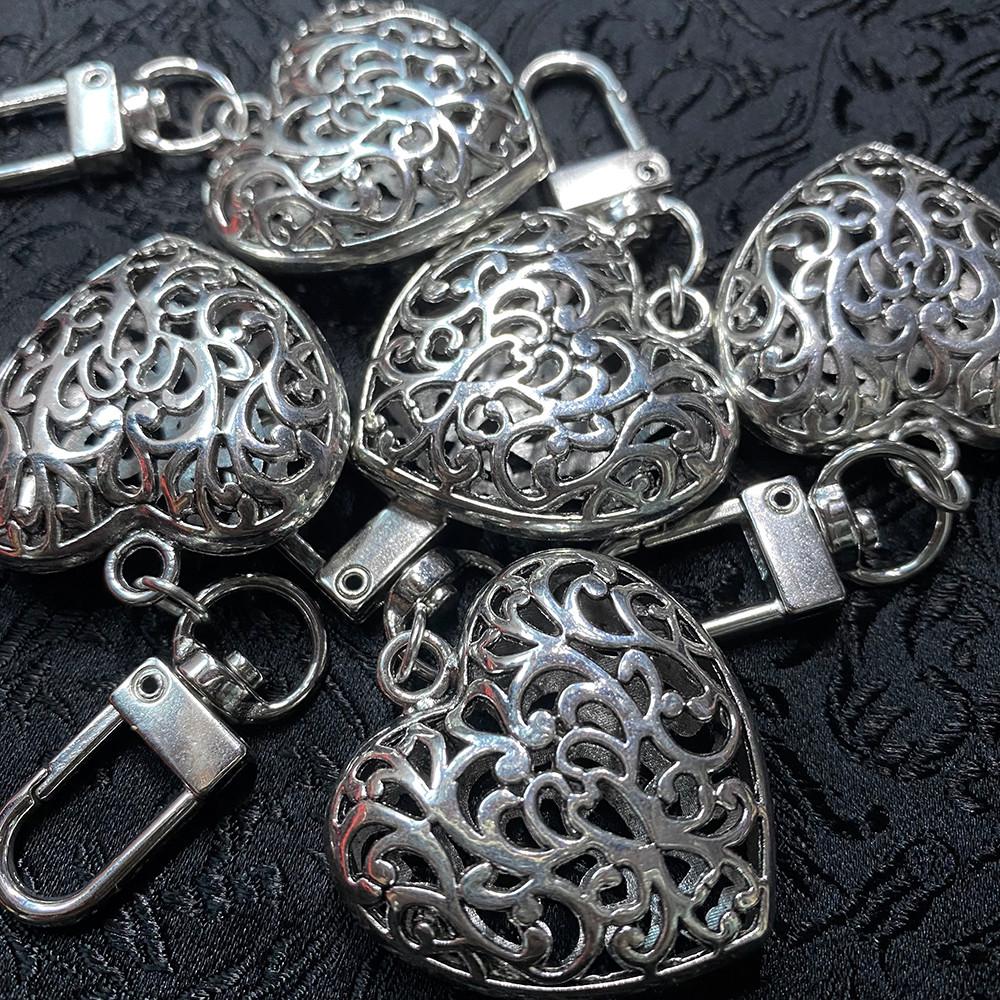 빈티지 금속 하트 키링