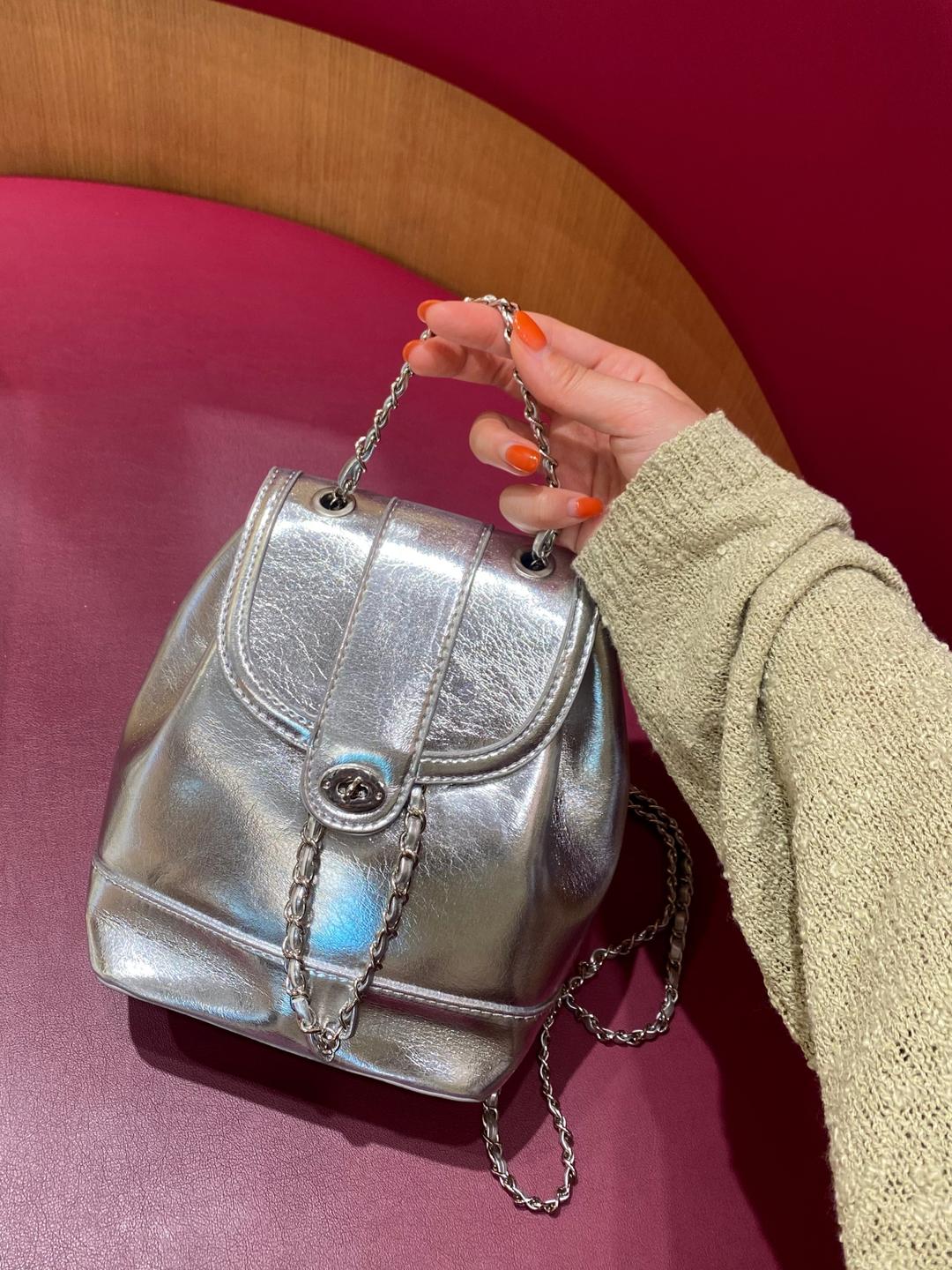 미니 체인 백팩 실버 화이트 토트백 (3col)