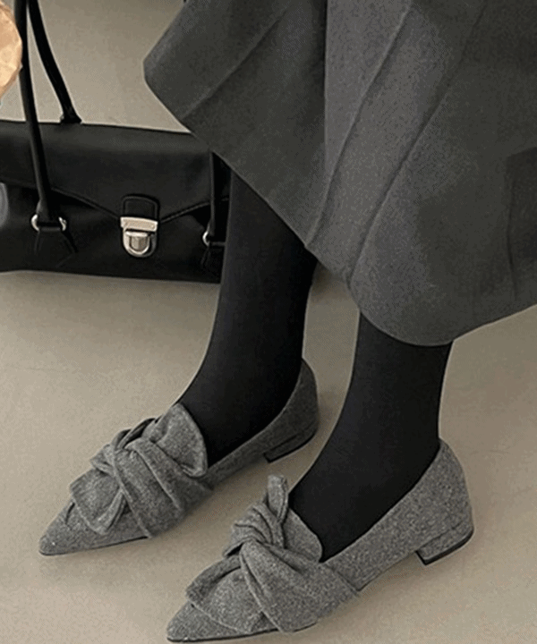 어필링 [바배] 스웬 삼각코 페미닌 묶음 포인트 심플 로퍼 (블랙,그레이,베이지)