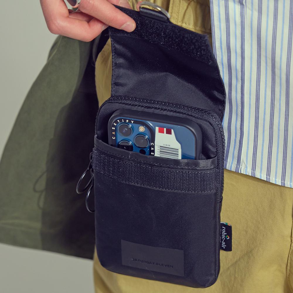 ROBIC AIR MINI CROSS BAG _ BLACK