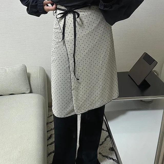 도트 랩 스커트