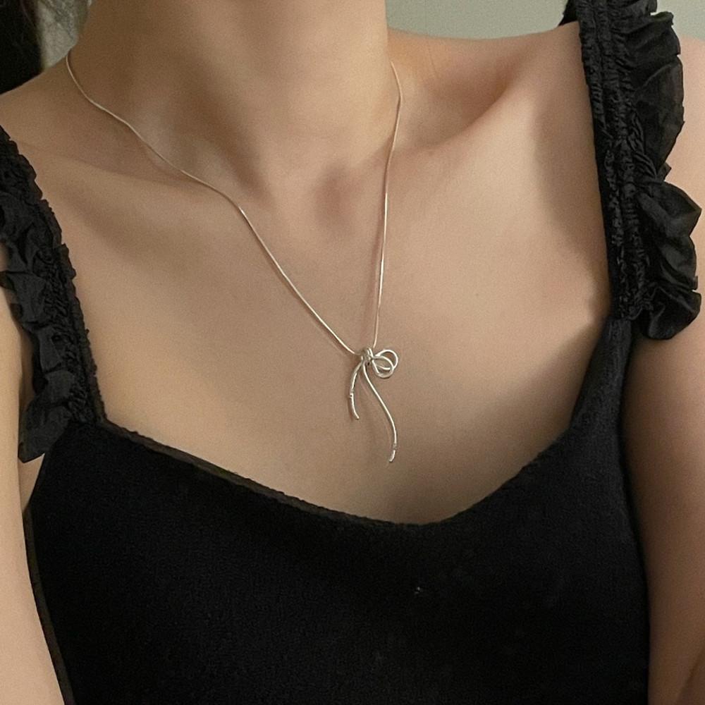 925 실버 리본 드롭 큐빅 목걸이