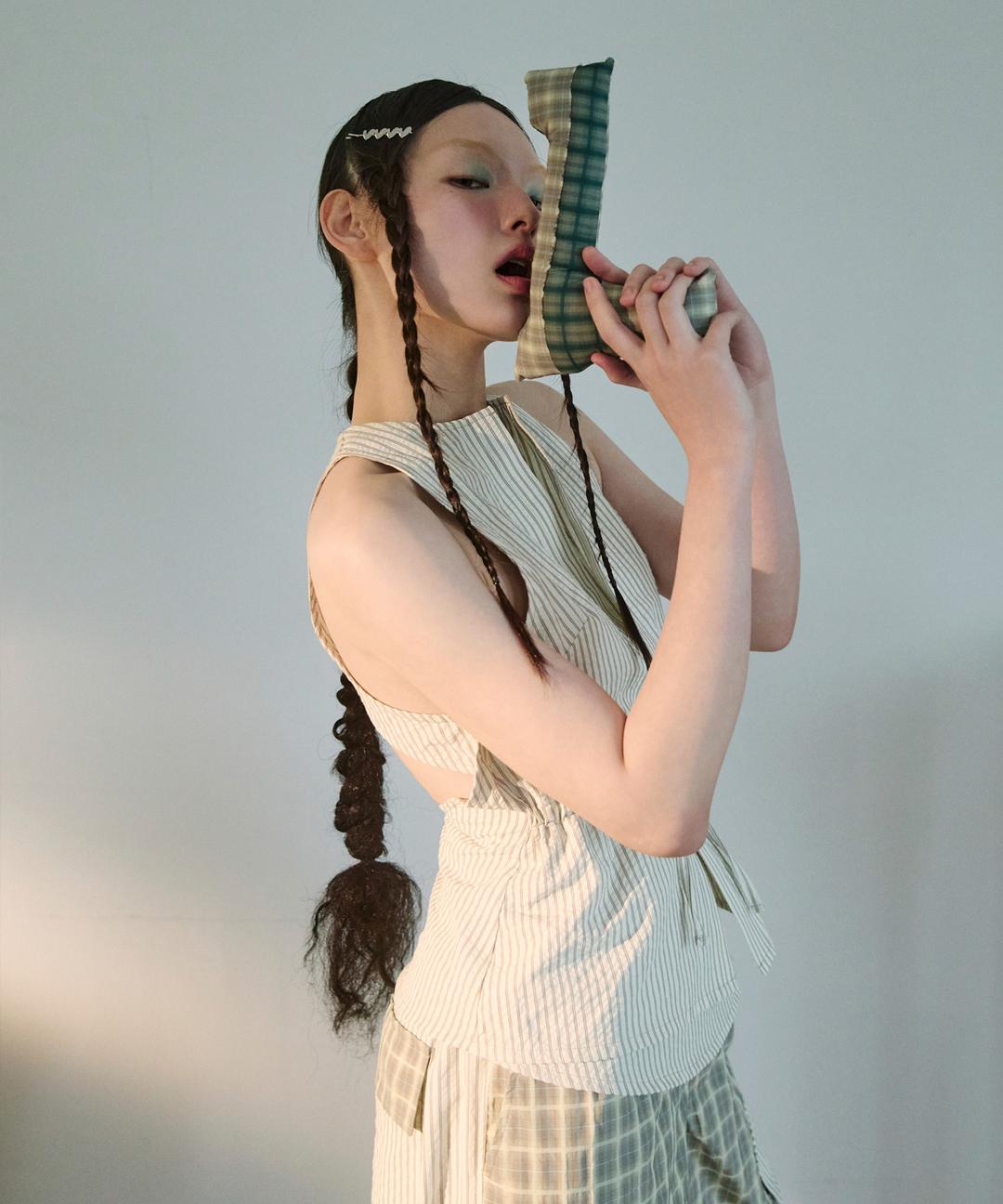 Backless Slit shirts- Striped Ivory