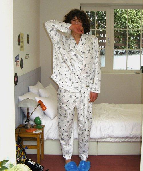 [Hand Drawing Pattern Collection] Oversized Angel Tattoo Pajama Set Up
