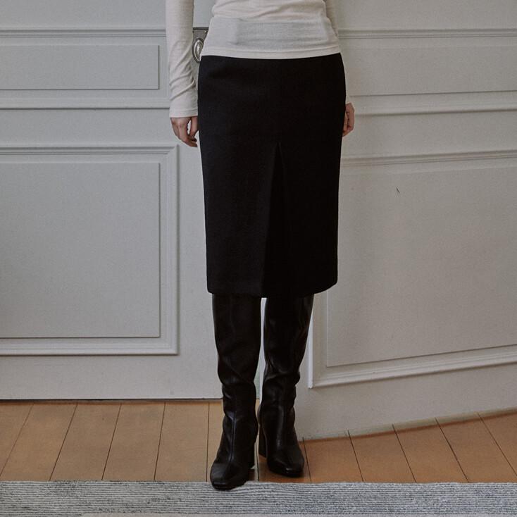 WOOL BLEND FRONT TUCK SLIM SKIRT / BLACK