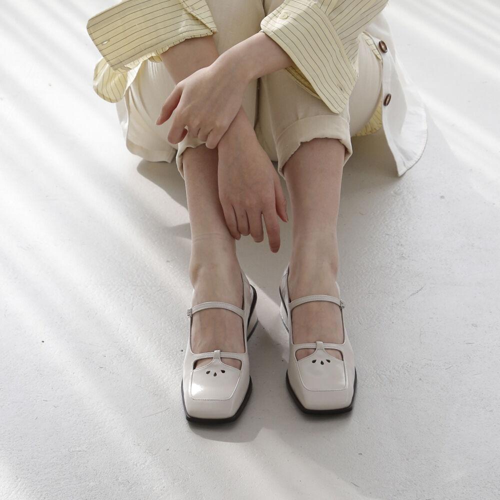 Square mary janes Cream