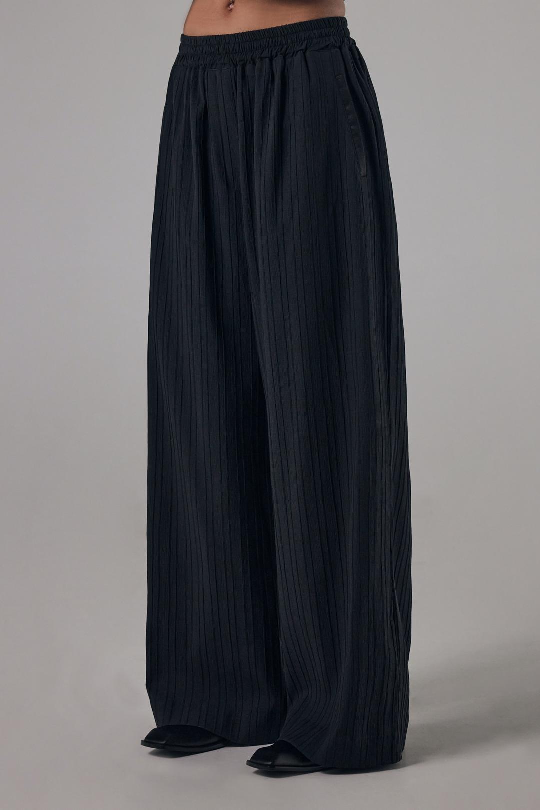 Easy Wear Set-up Pants [ Black ]