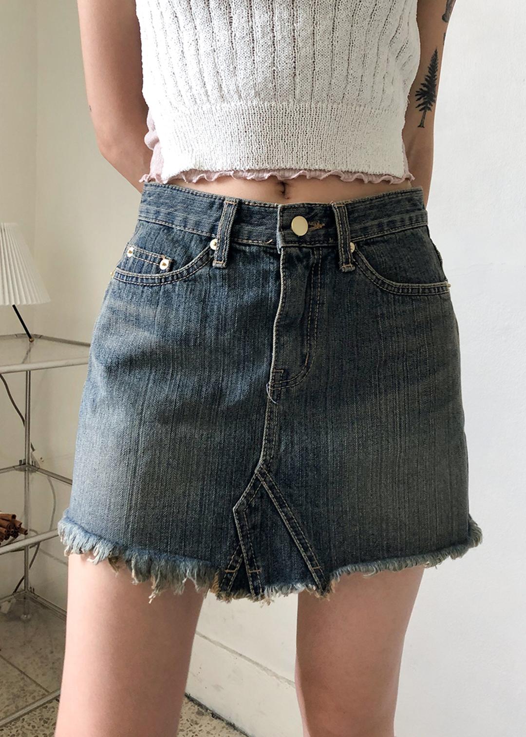 stormy mini skirt 2 color