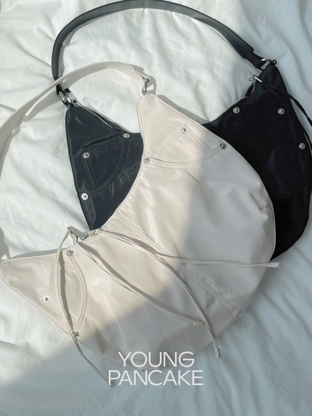 Kinder nylon shoulder bag (2 color)