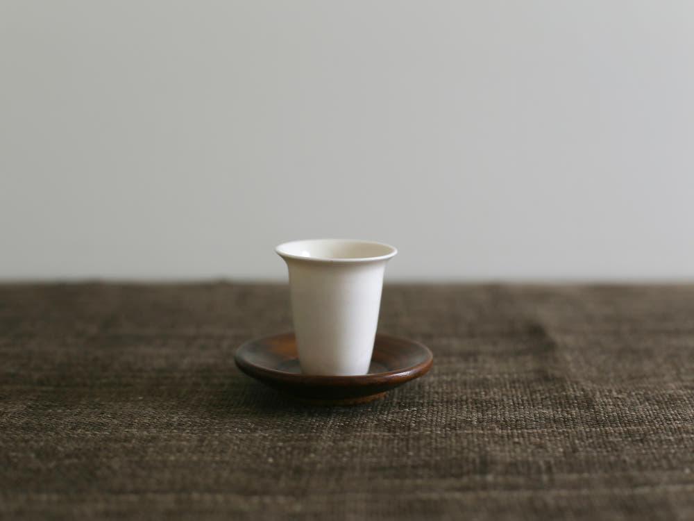 모멘토 앤틱아이보리 작은 잔