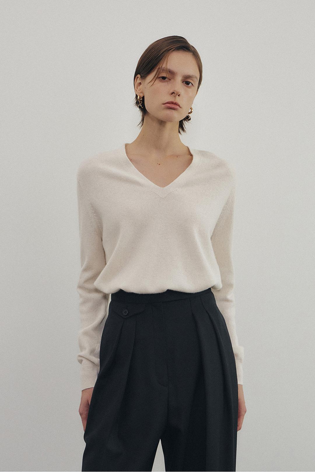 Tiana V-neck Knit Top