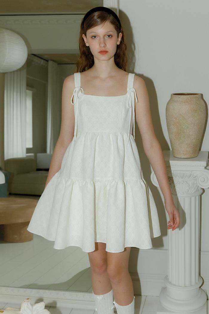 Jacquard shirring wedding cake dress (ivory)