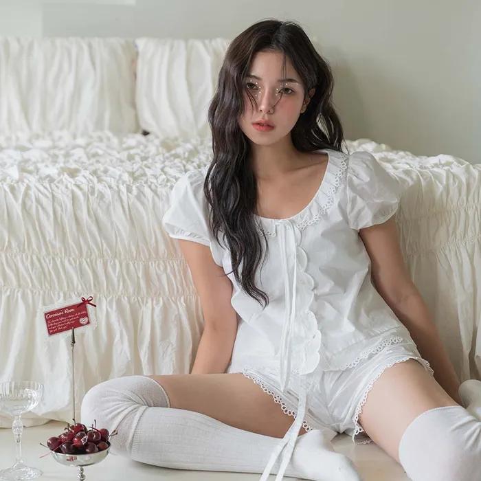 어도러블 펀칭레이스 파자마 세트