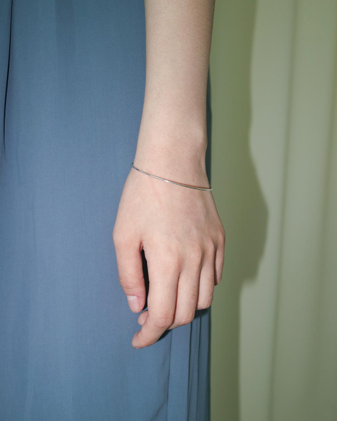 Simple Bangle Bracelet