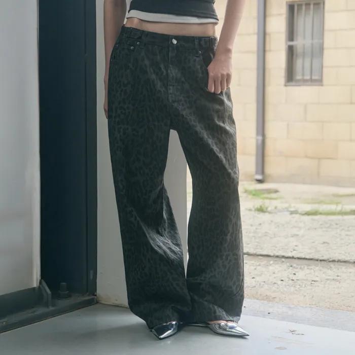 [12월 5일 예약배송] 인시전 레오파드 와이드 코튼 팬츠 [CHARCOAL]