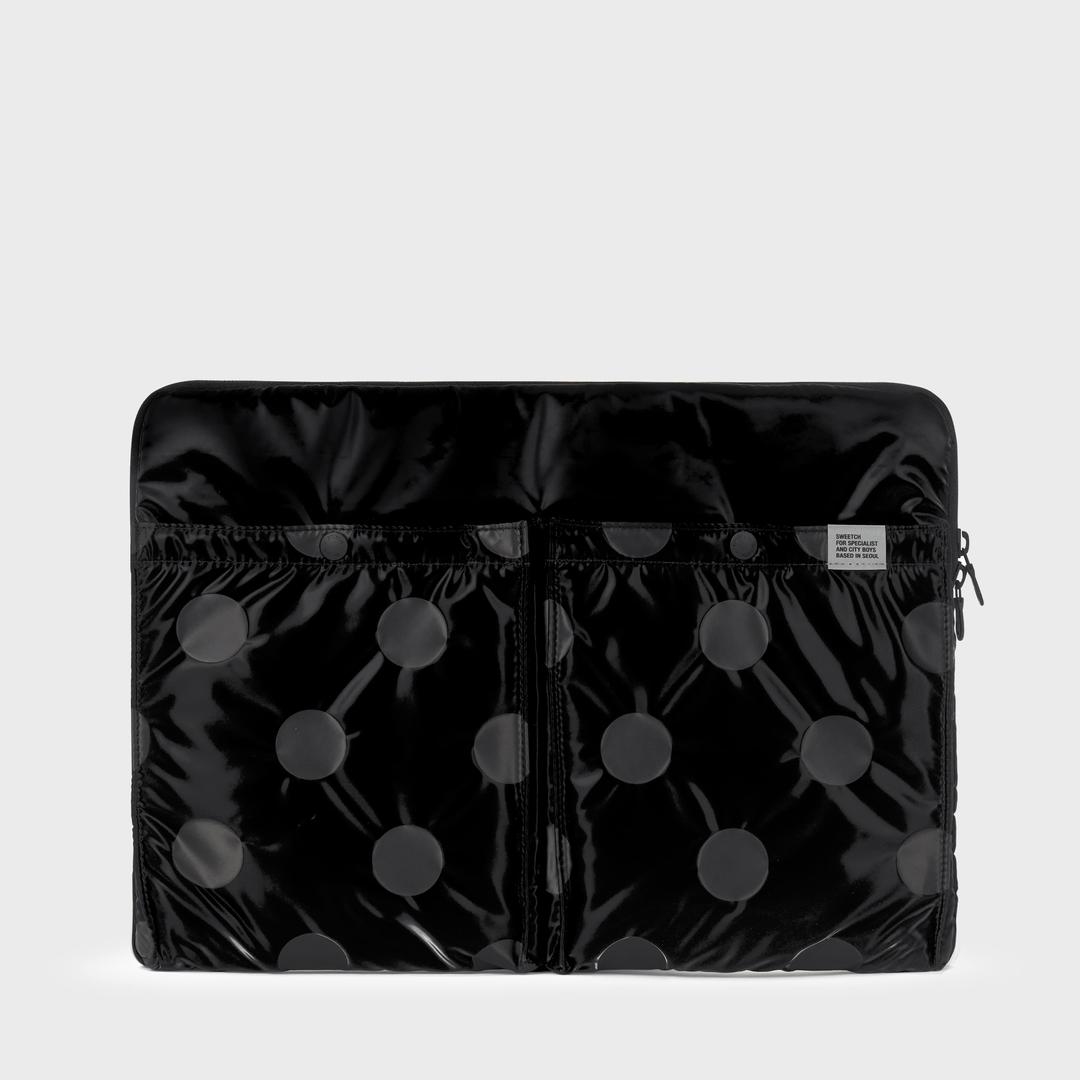 CITY BOYS LAPTOP CASE Glossy Black Polka Dot