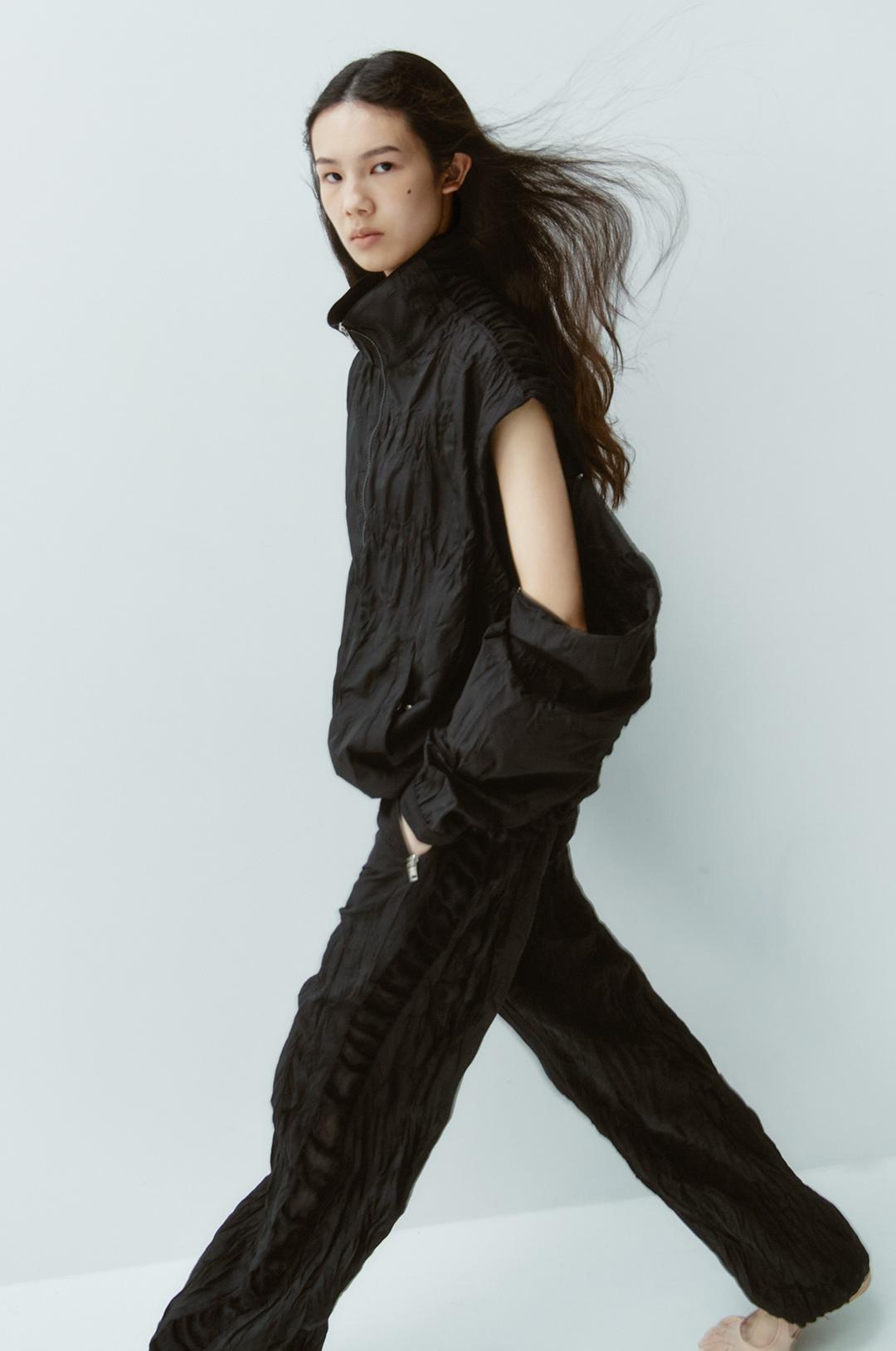 [Restock]G_SHEER SHIRRING TEXTURE JUMPER / BLACK