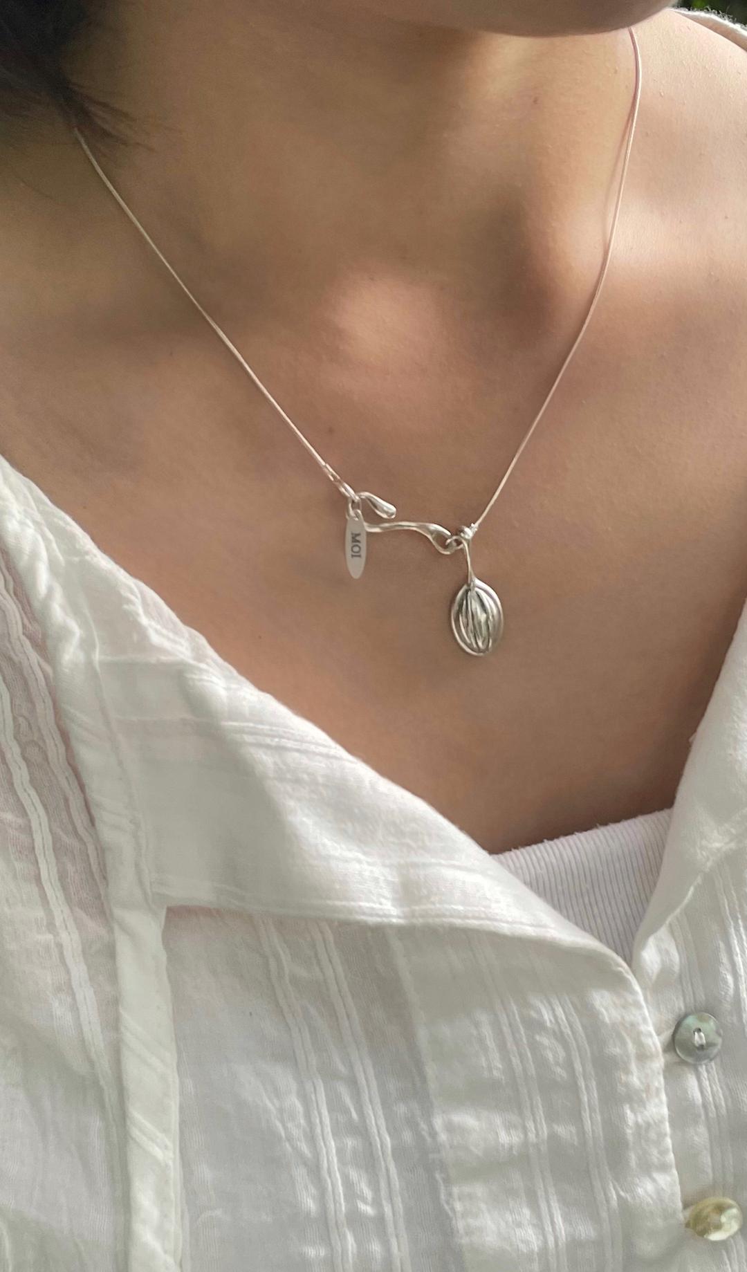 MOI) SEED NECKLACE (S) - toggle
