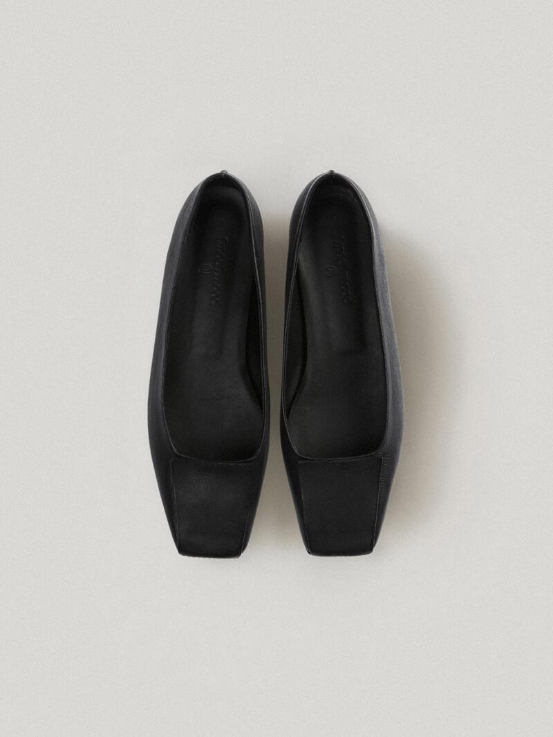 Kate Square Toe Flat