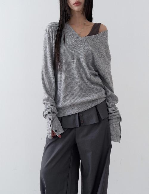 wool v neck sleeve button knit