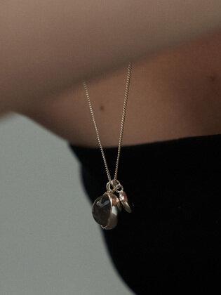 A Pool Of Water 24N (Black)