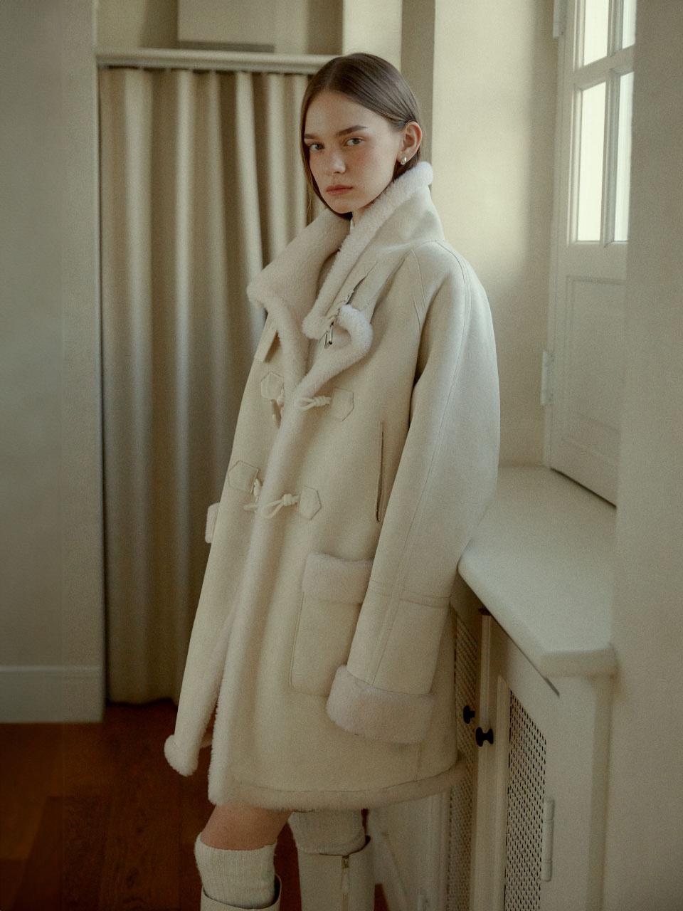 [LAMBS WOOL 100%] GENEVA Reversible Mustang Coat_Cream Ivory