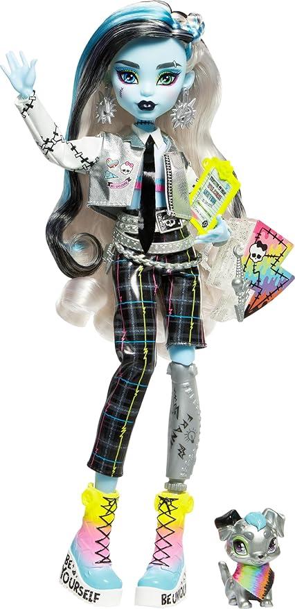 Monster High Frankie Stein Doll, Welcome Committee Multi-Pack with 15 Accessories Including Poster, Sticker, Pet Watzit & More
