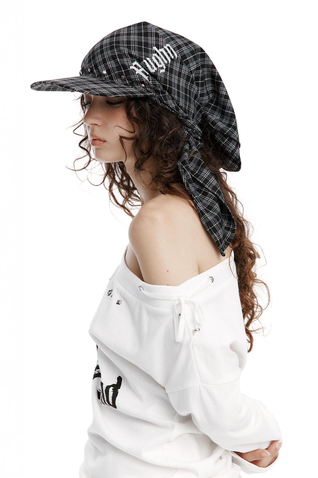 [공식몰 단독] Check Scarf Ballcap