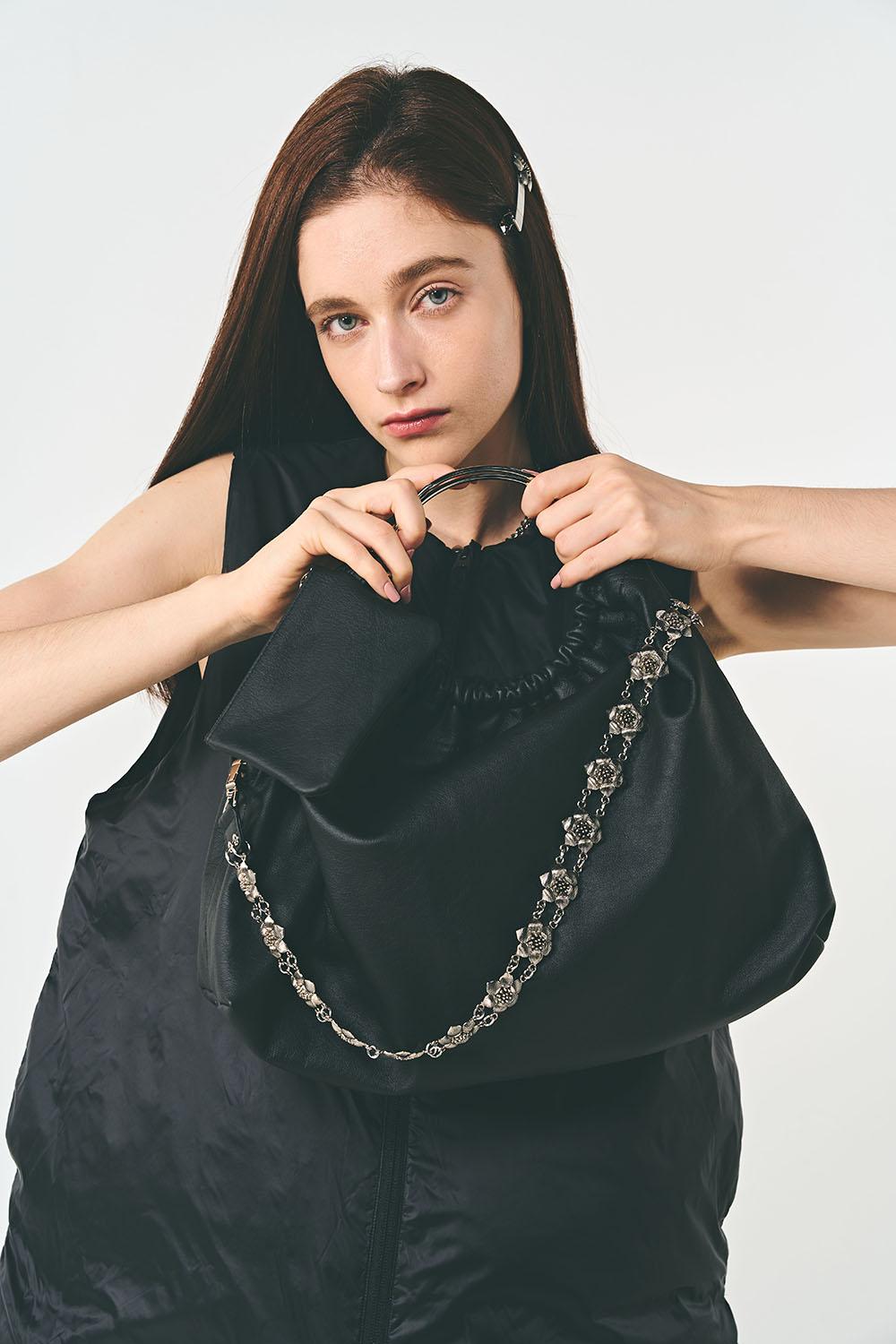 Circle Flower Chain Bag (BLACK/ BROWN /RED)