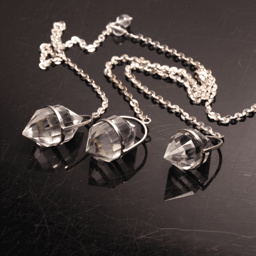 백수정보겔 펜듈럼겸 펜던트[무작위 발송]