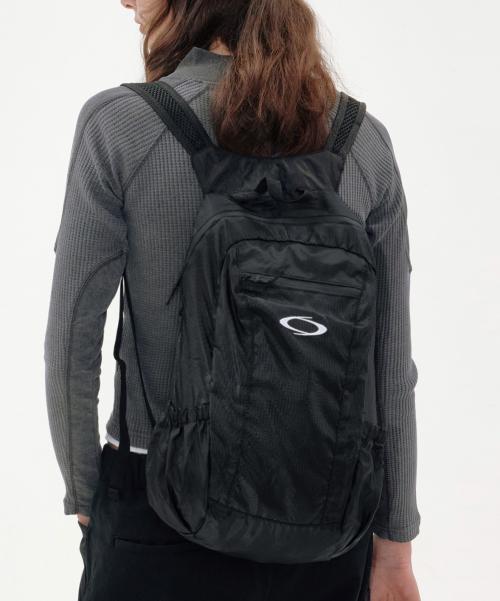 NOI1743 컴팩트 백팩 (블랙)