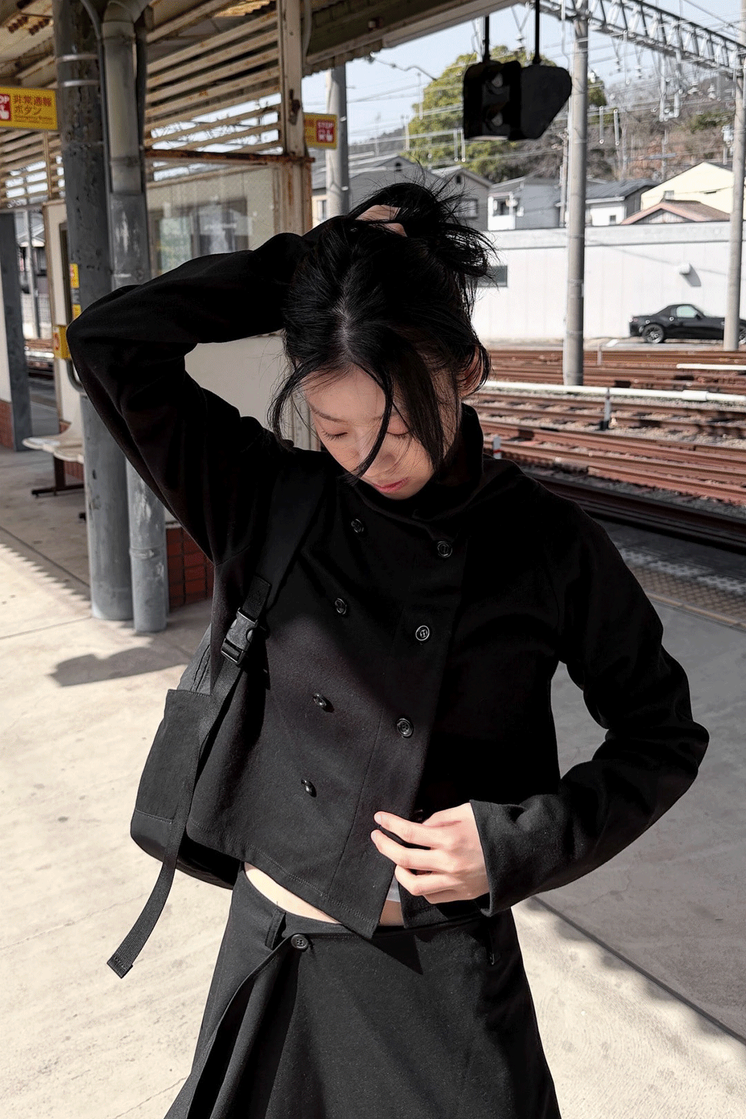 우화 DOUBLE HIGH-NECK CARDIGAN