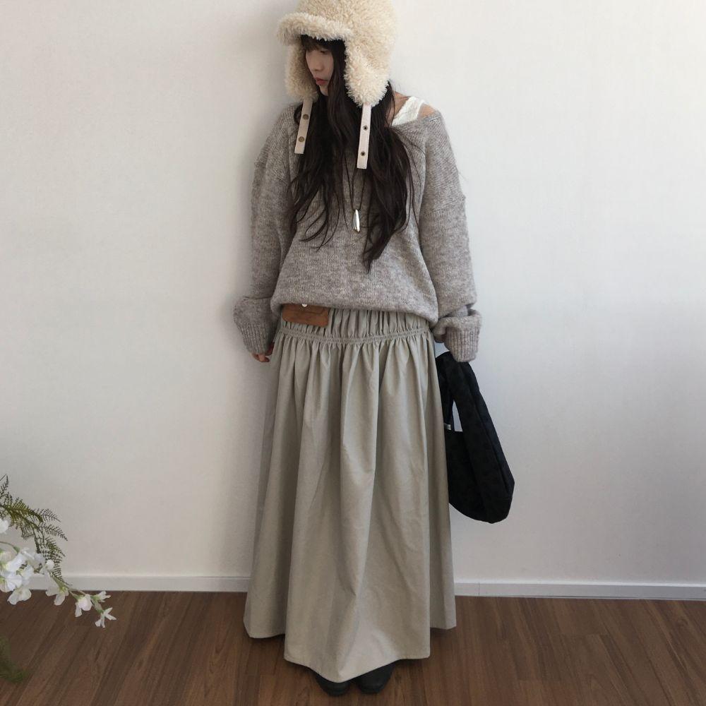 아방듀 [ 속치마내장 / 레더소재 ] 마렌 레더 밴딩 스모크 롱스커트 훌스커트