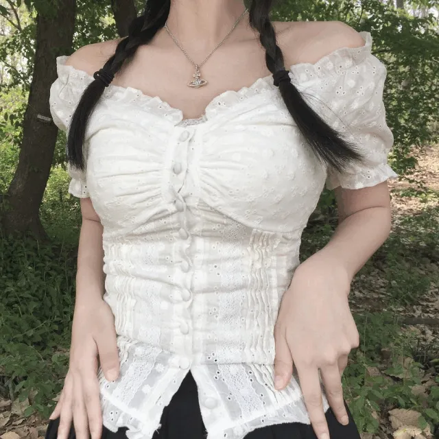 빈티지 자수 단추 프릴 블라우스