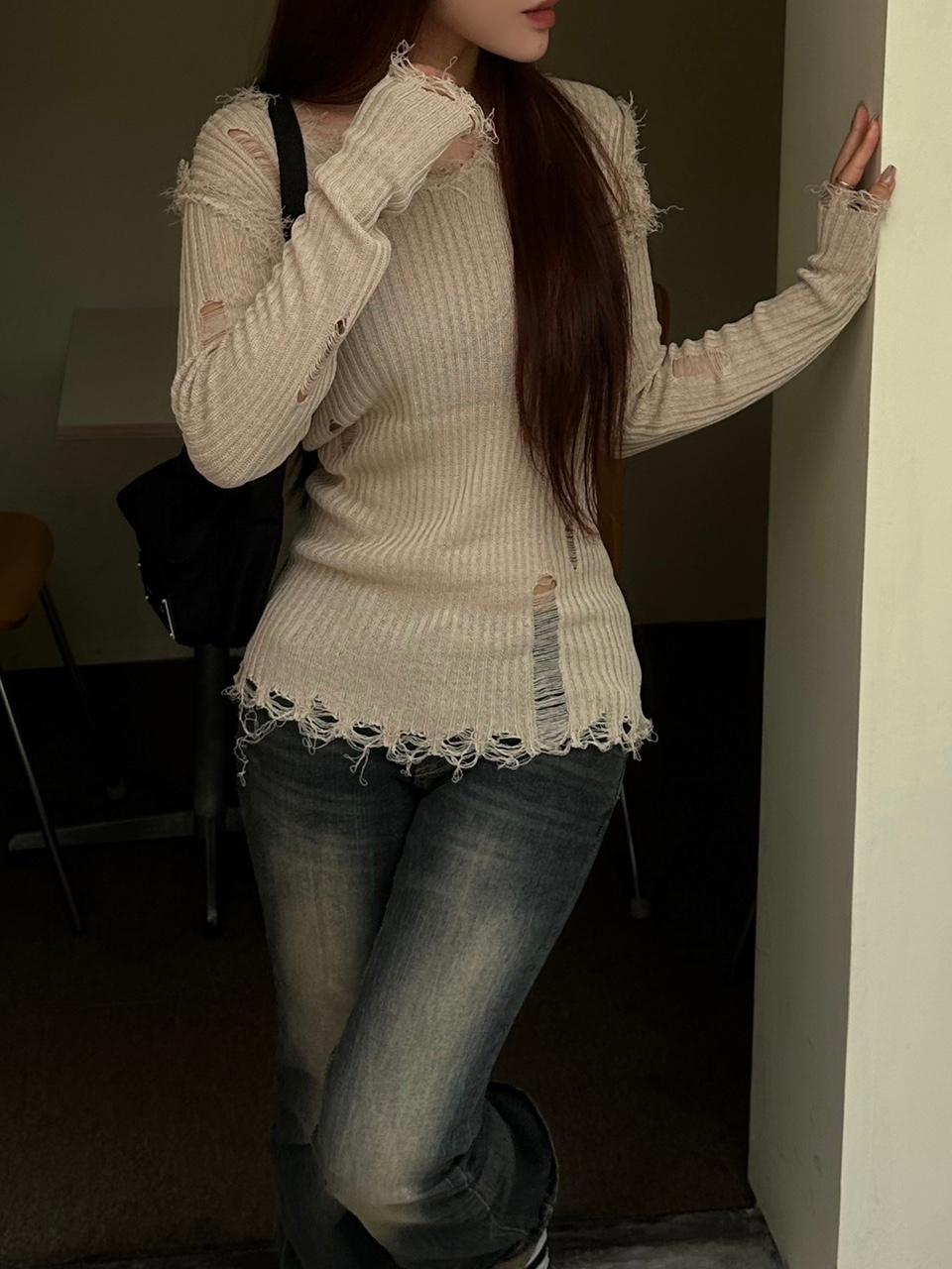 스퀘어 브이넥 워싱 데미지 니트 (3color)