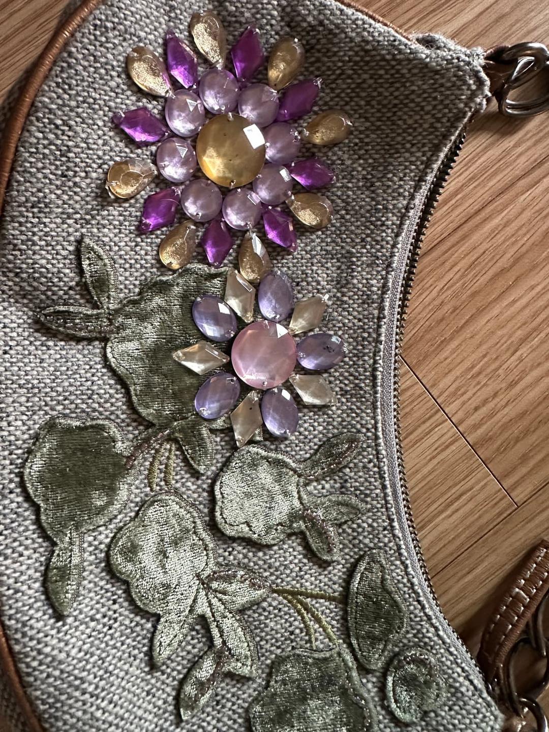 Cubic chain 숄더백 | 후루츠패밀리