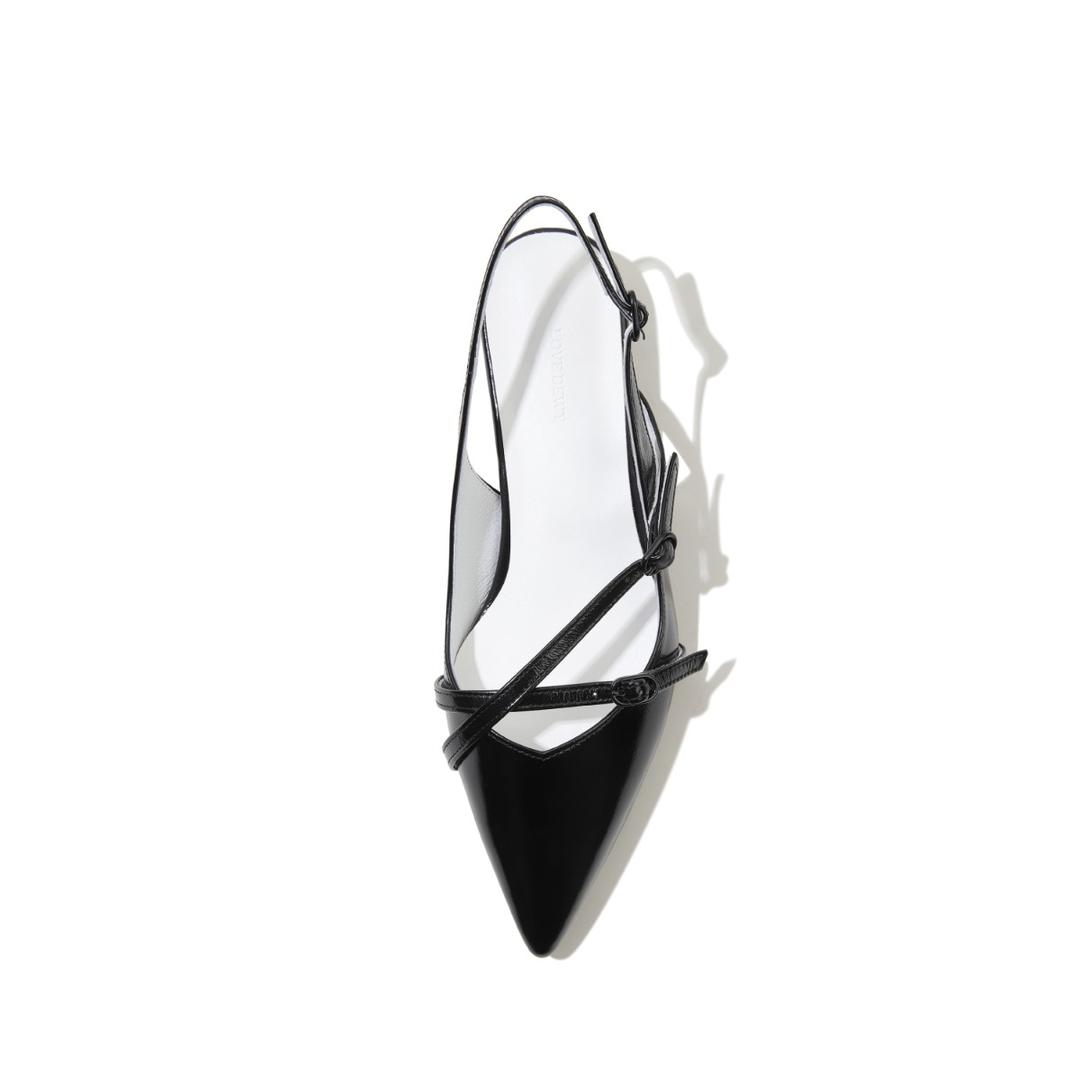Oblique strap slingback / 블랙