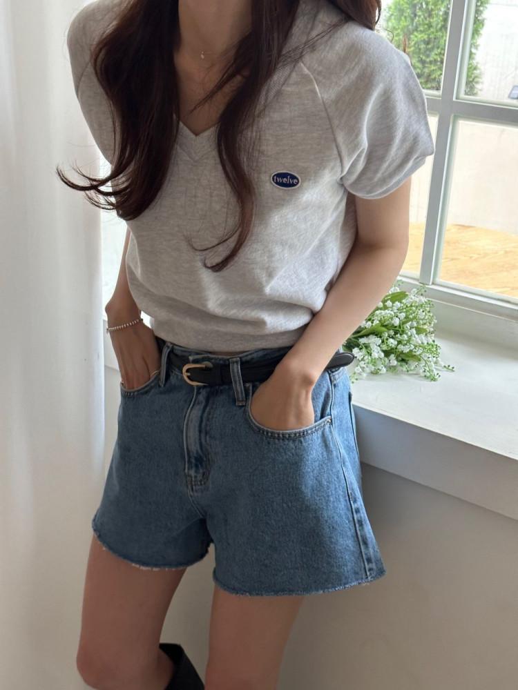 나그랑 브이넥 반팔 로고 맨투맨