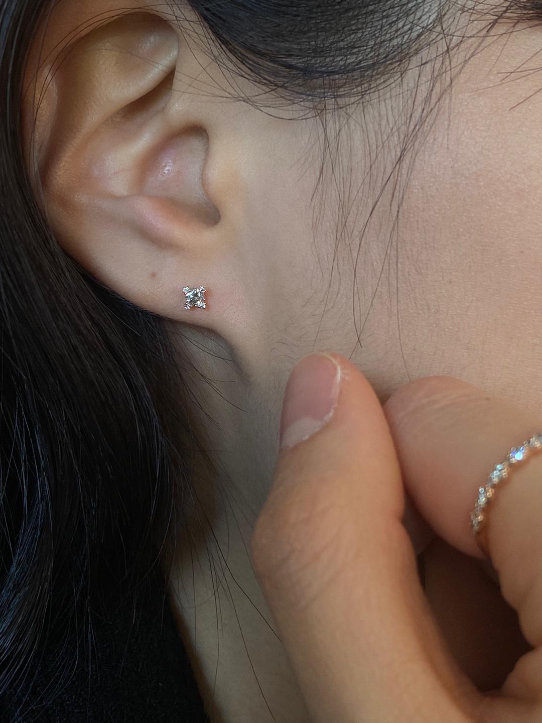 [유어마인주얼리] 14K 피오니 1부 다이아 데일리 귀걸이/ 다이아귀걸이/ 데일리귀걸이/유어마인주얼리