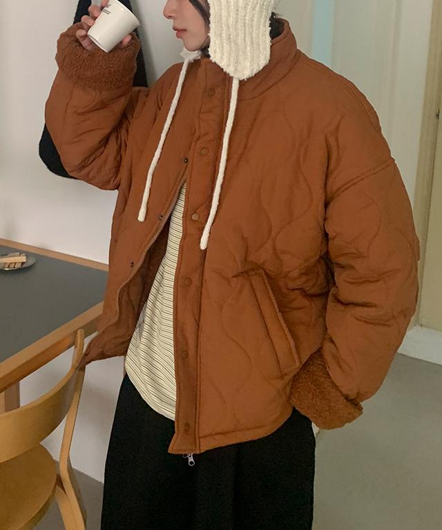 데일리쥬 페르젠 오버핏 양털 누빔 점퍼(공용)