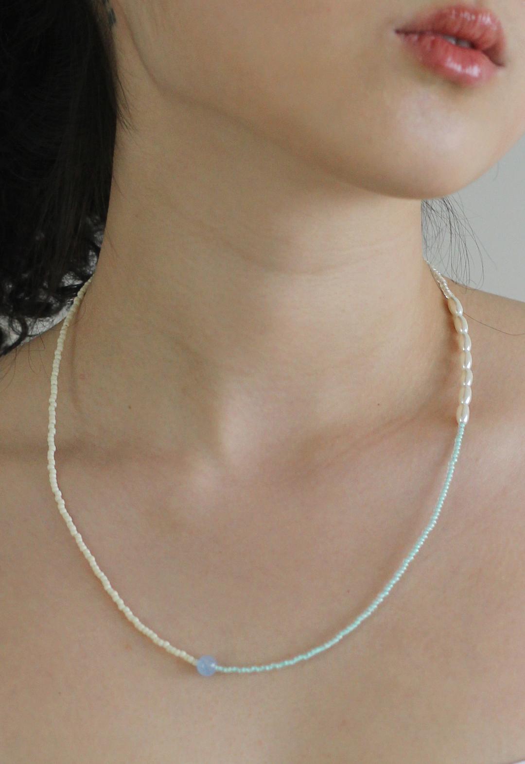 Spring wind necklace