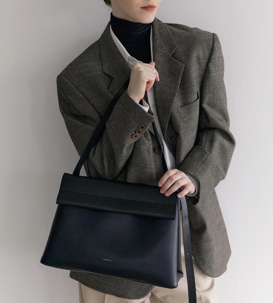 [OUT OF STOCK] LOG PORTFOLIO BAG - Artificial Leather_BLACK